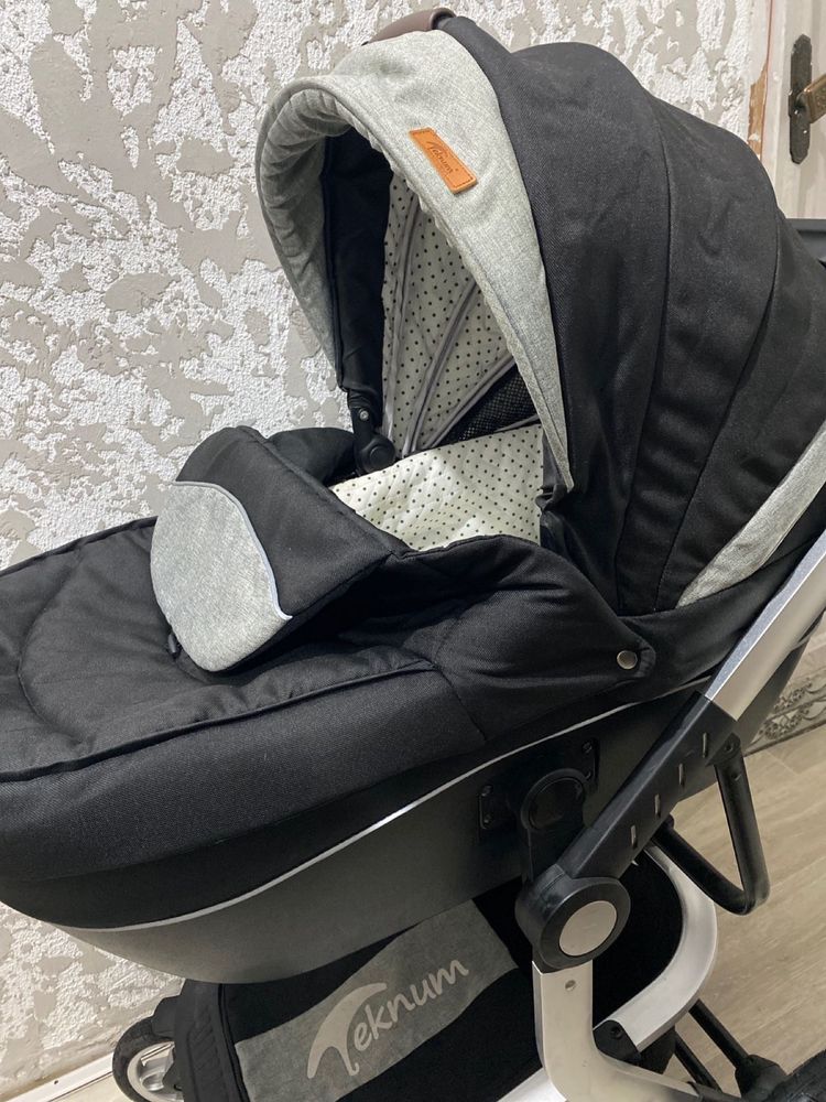 Продам коляску с автолюлькой Teknum