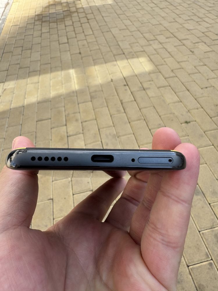 Продам Poco X7 12/512гб (Новый почти)