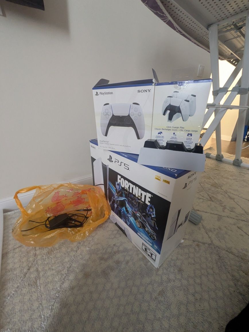 Play station 5,5,игр новая