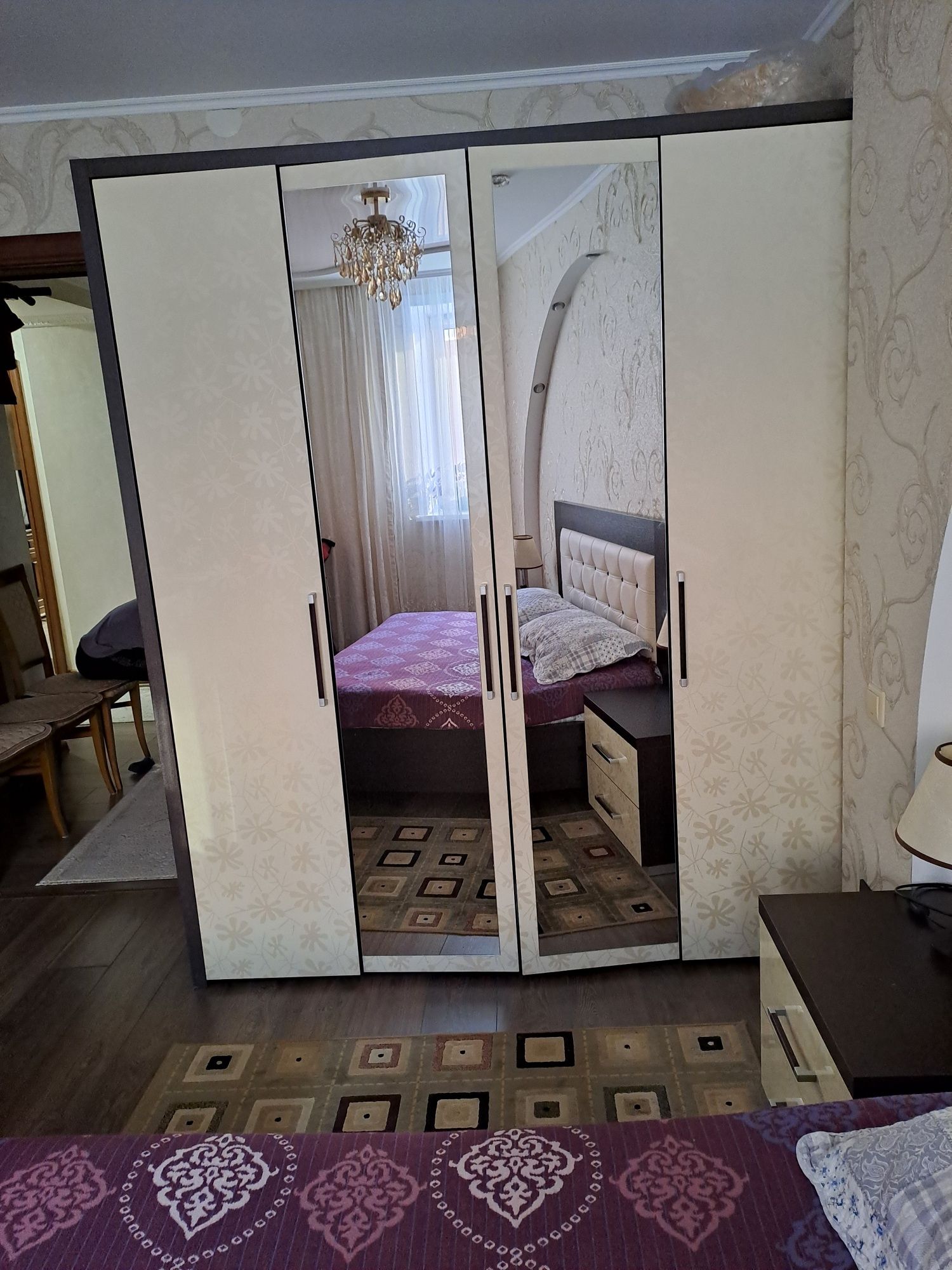 Спальный гарнитур