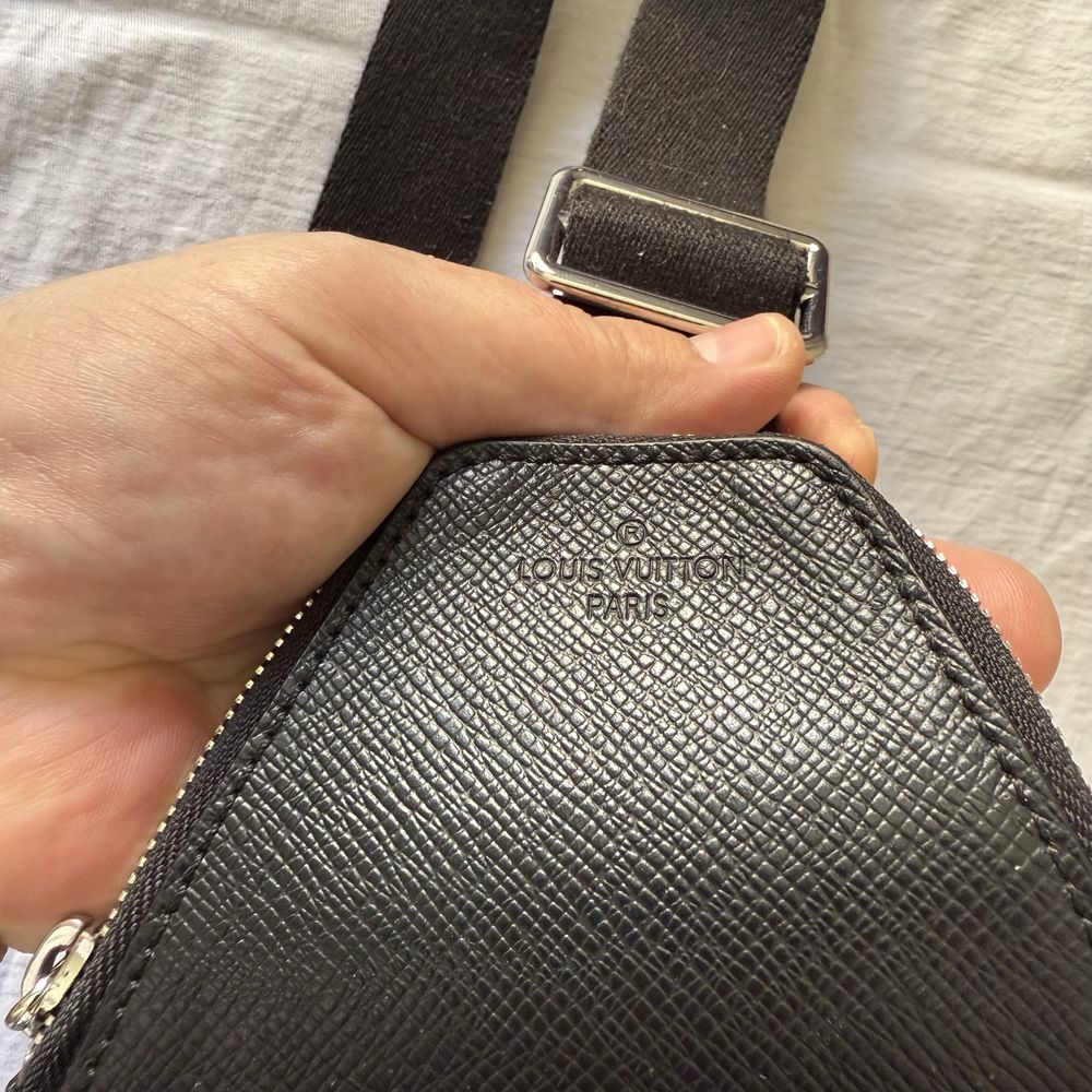 Продам сумку Louis vuitton cross body