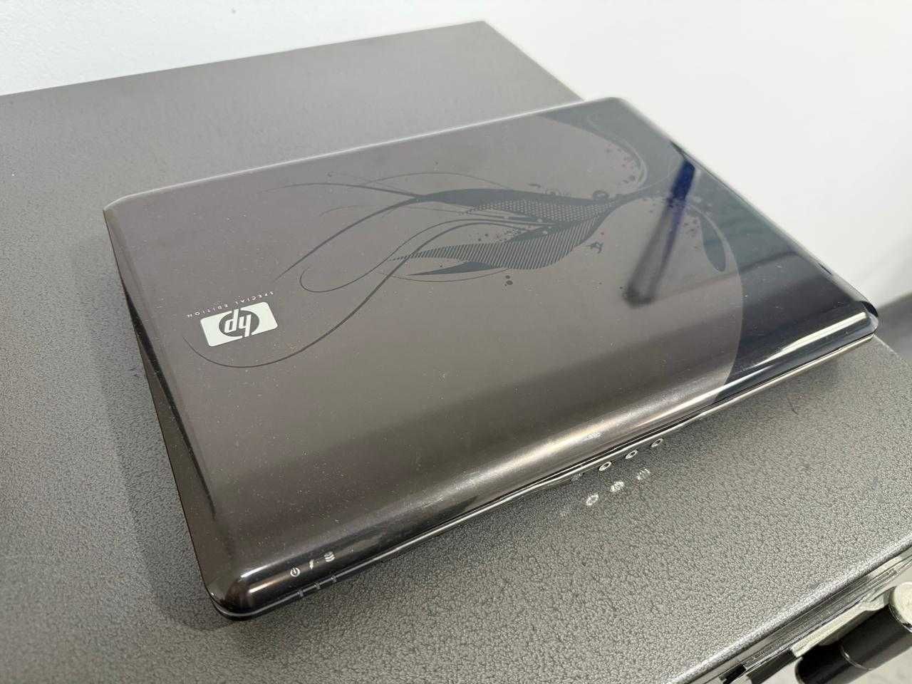 HP Pavilion dv2000. В хорошем состоянии