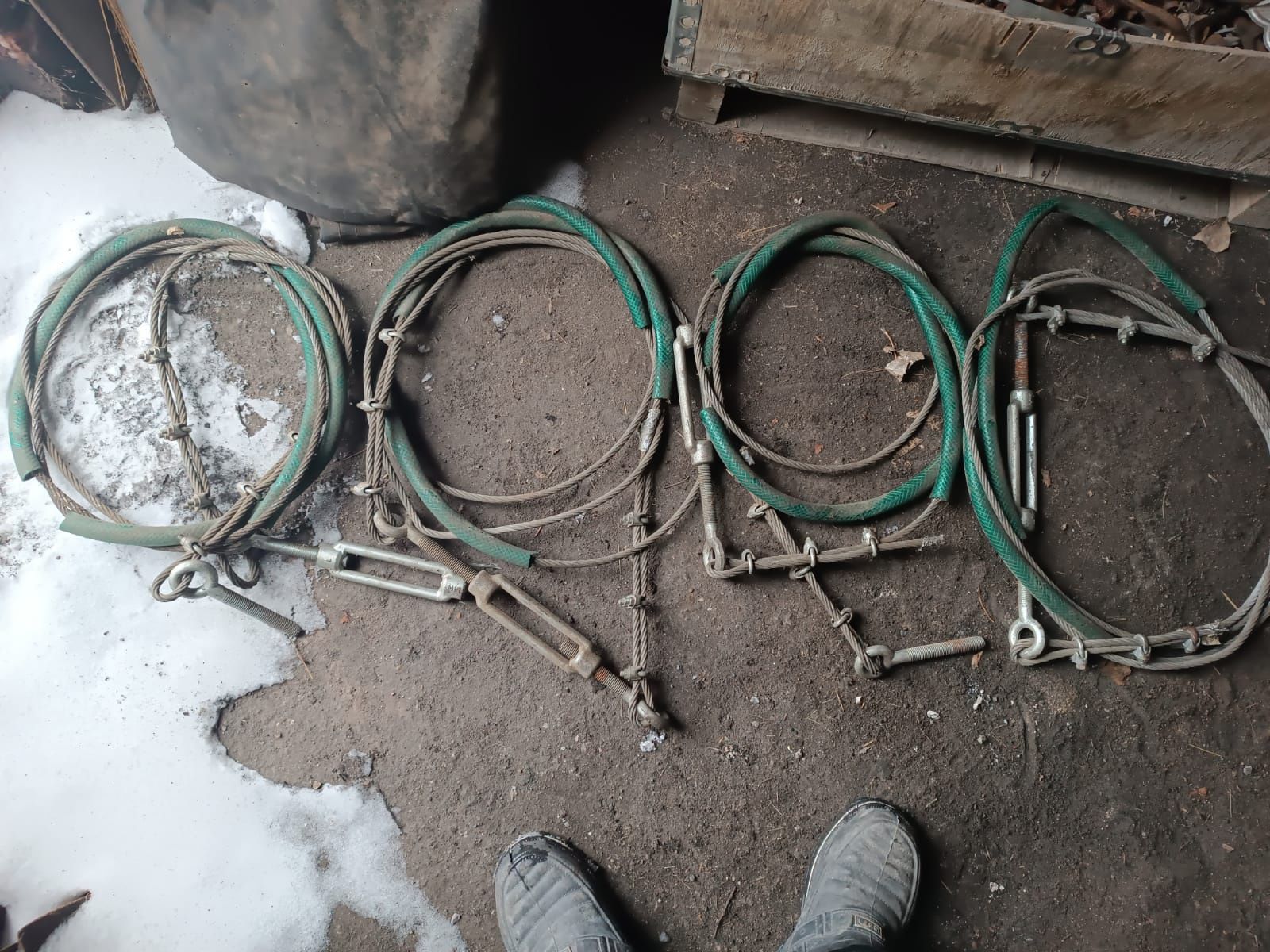 Продам трос с стяжкой