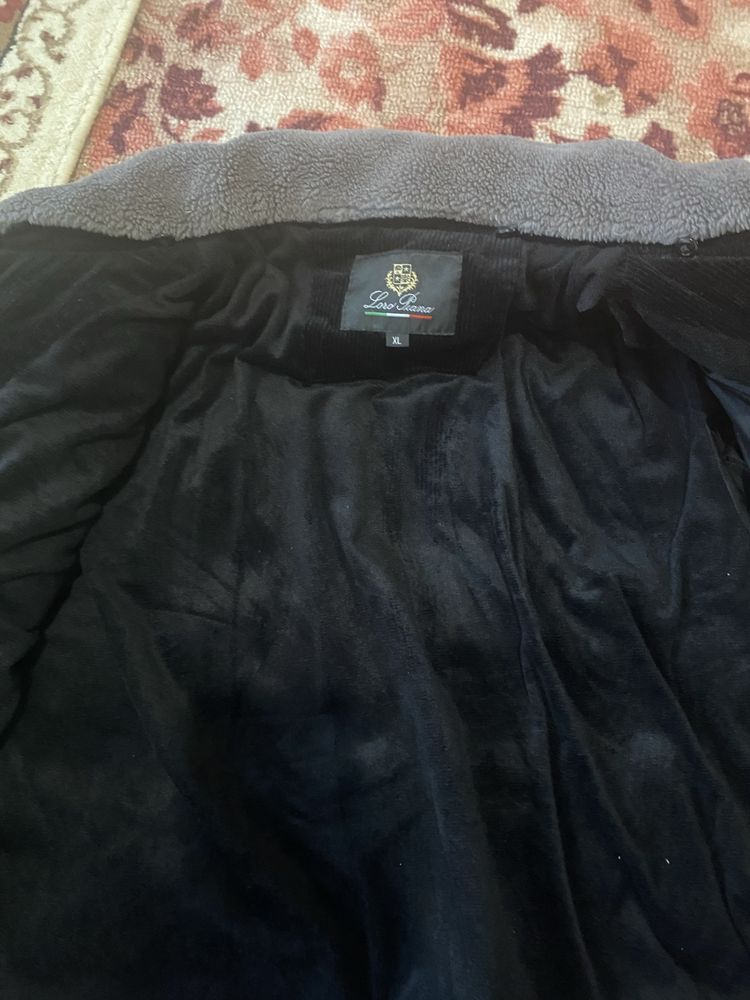 Продам куртку зимнние