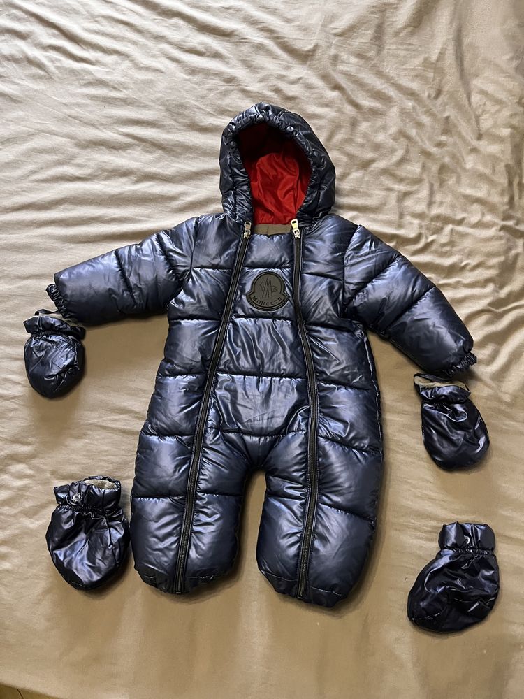 Продам детский зимний комбинезон