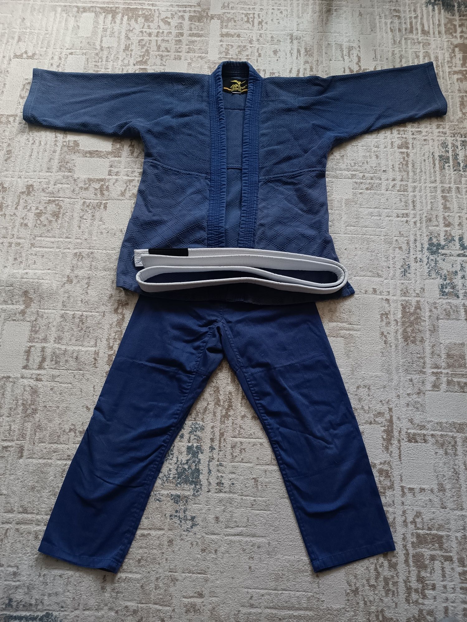 Продам кимоно Mizuno
