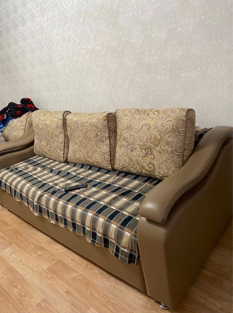 Продам диван 3-ку в хорошем состояний