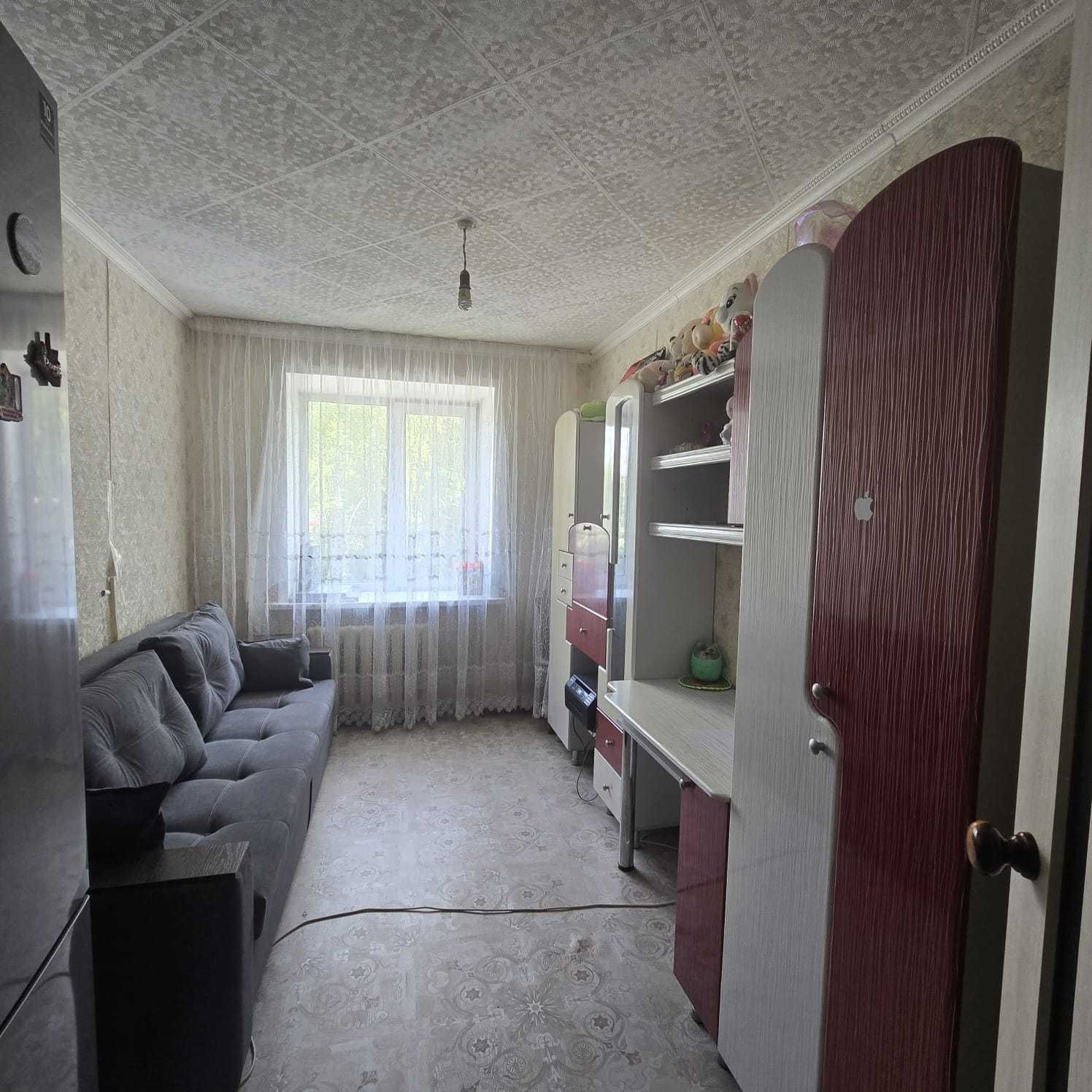 Продается трехкомнатная квартира в п. Белоусовка