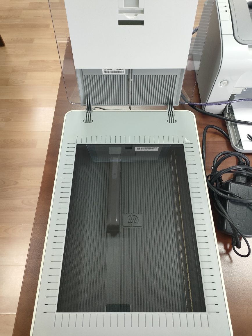 Сканер HP Scanner G2710