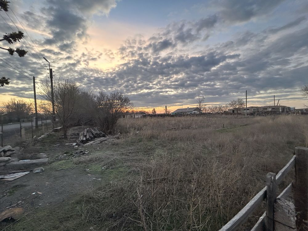 Продам дом с огромной территерией!