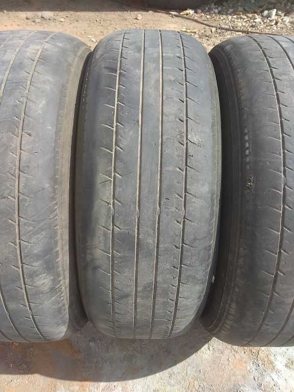 Шины 215/60 R16 - "Yokohama dB decibel E70" (Япония), летние.