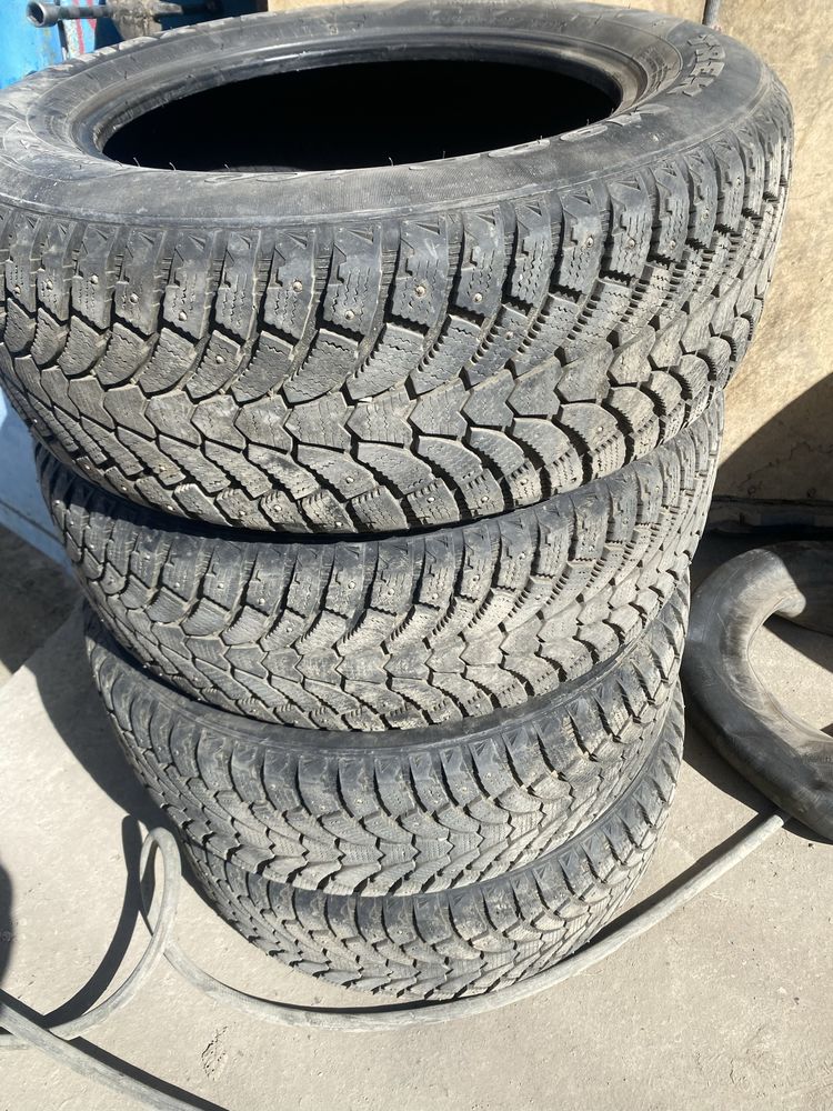 MAXTREK 235/60R17
