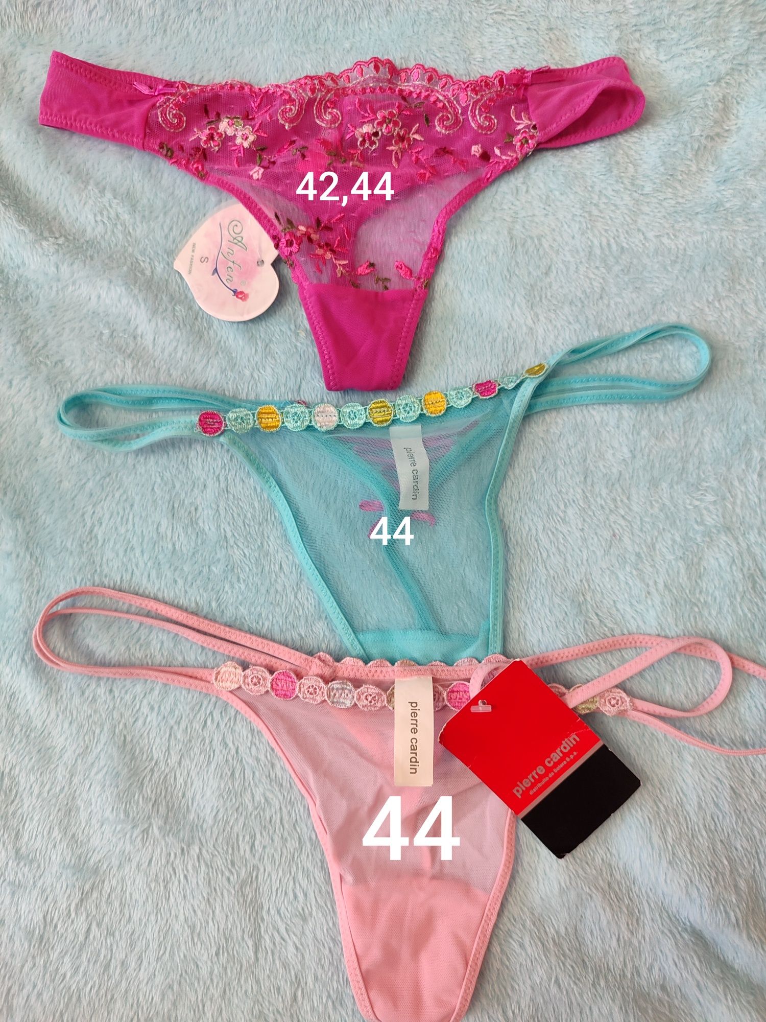 Стринги рр ,s,m (42,44размер) .-500. лакосма ,La vivas-800