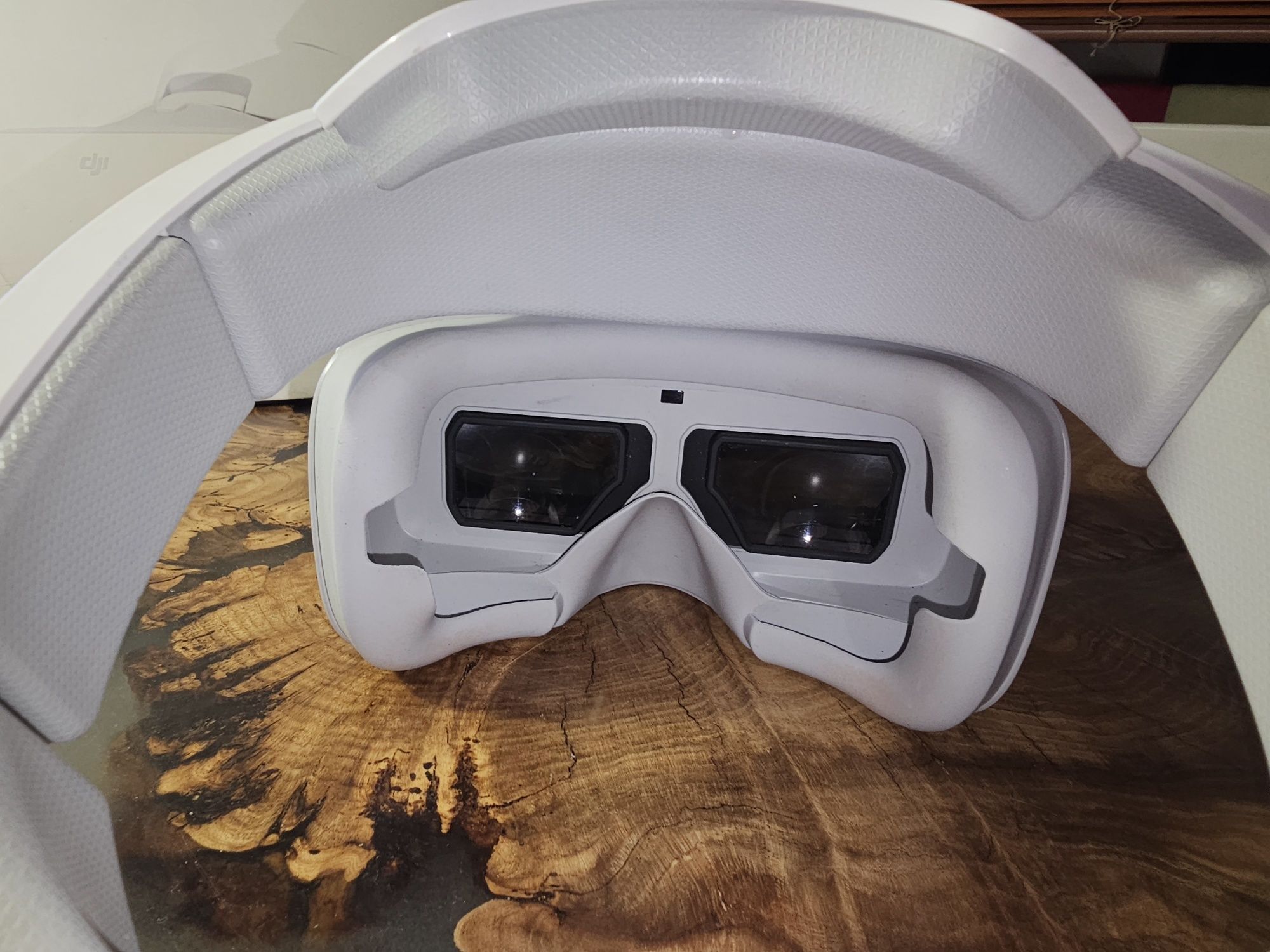Продам очки DJI Goggles