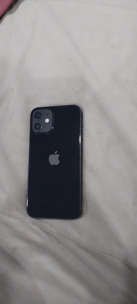 Продам Iphone Apple 12 MINI