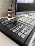 Native instruments mashine micro(драм машинка для музыки)