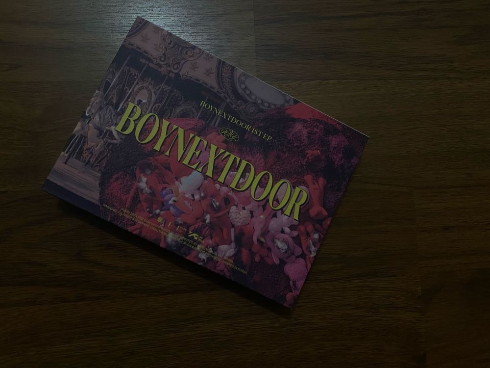 Оригинал альбом группы «Boynextdoor»