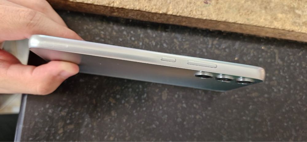 Samsung A34. Цена 70000 тг