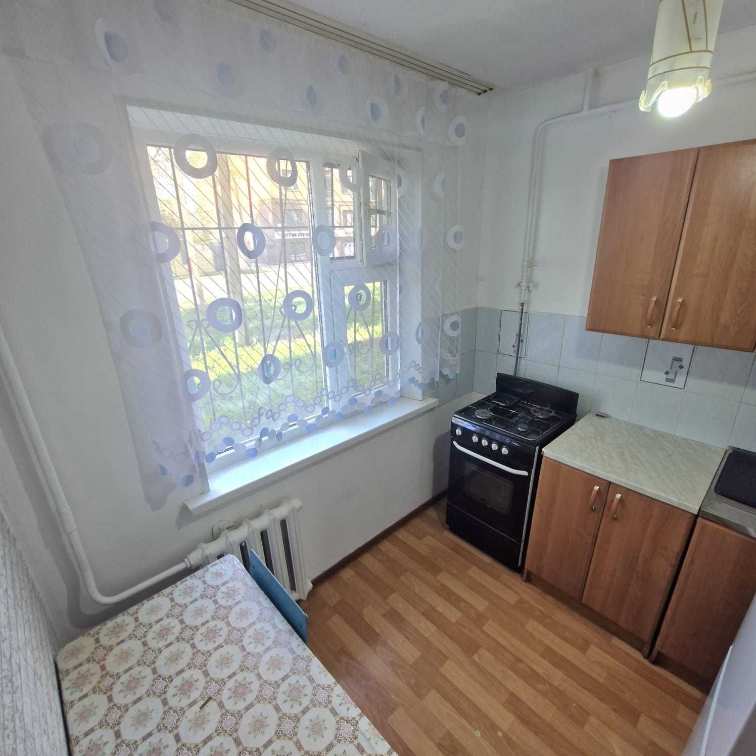 Продам однокомнатную квартиру на Молдагуловой (р-он  ост Петровского)