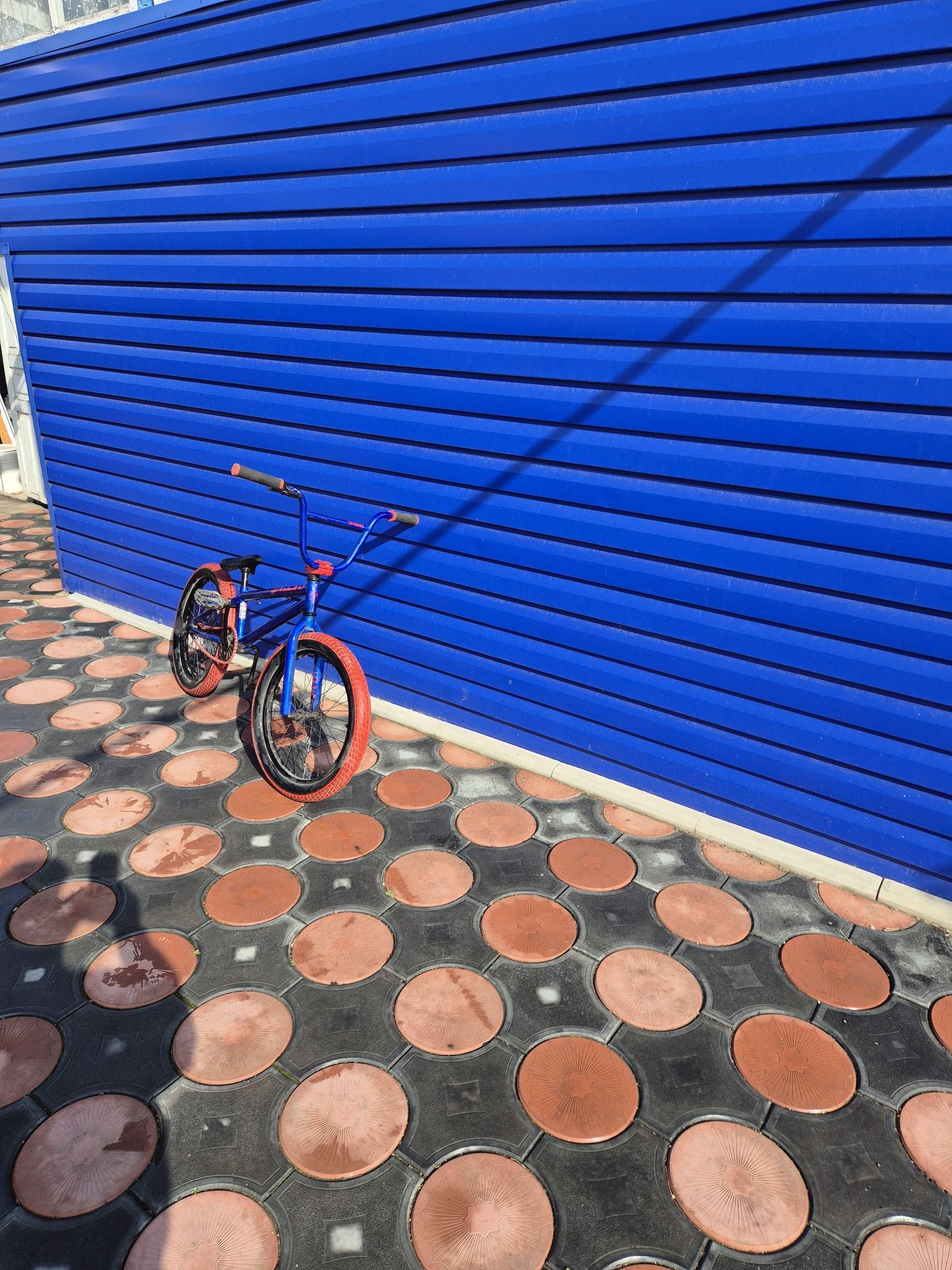 Велосипед BMX (трюковой)
