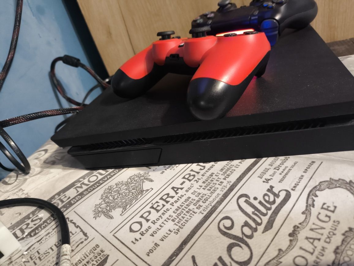Пс 4 Слим / ps 4 / на 1 Тб прошитая в идеальном состоянии