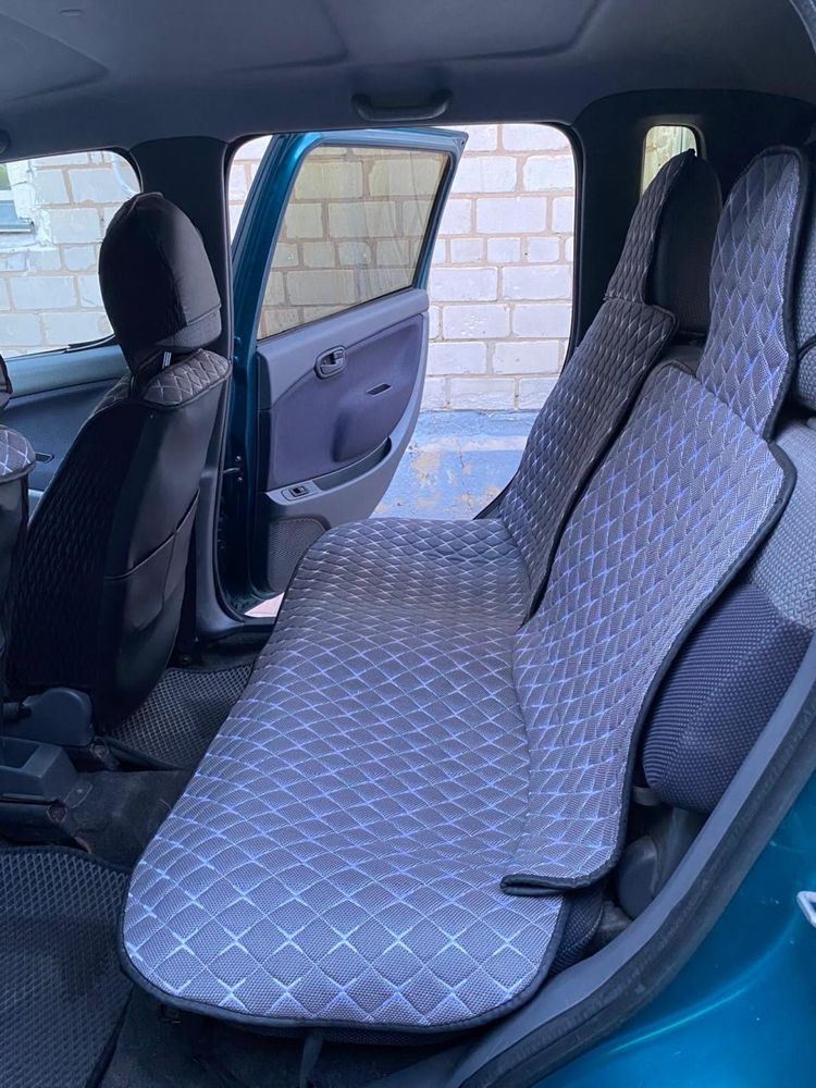 Продам Daihatsu yrv