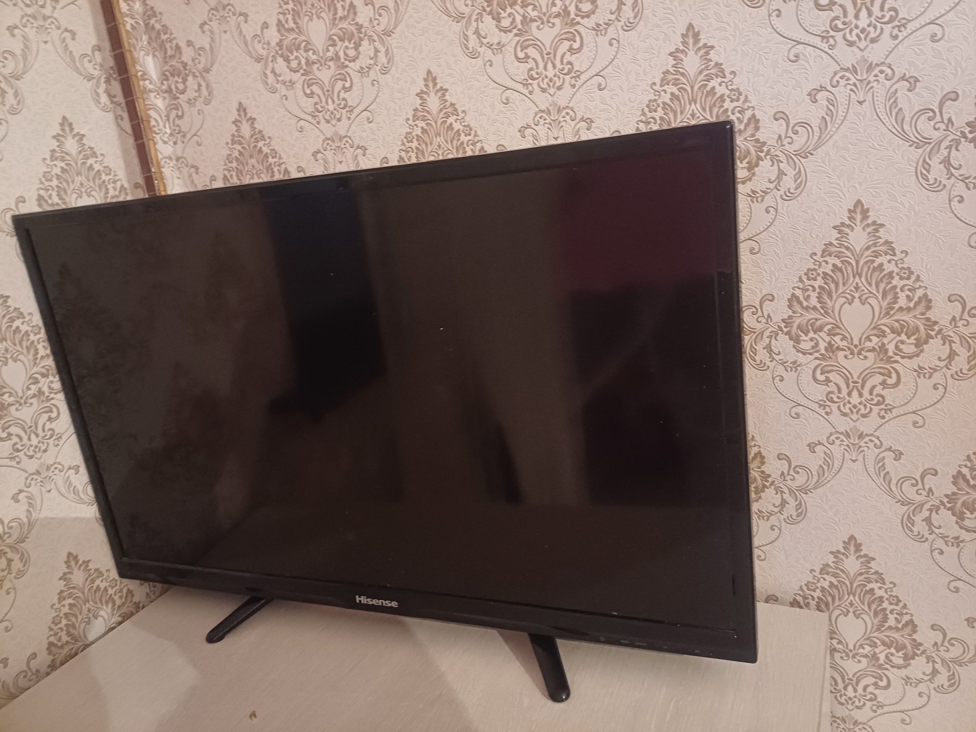 Телевизор Hisense 32A4K 81 см черный