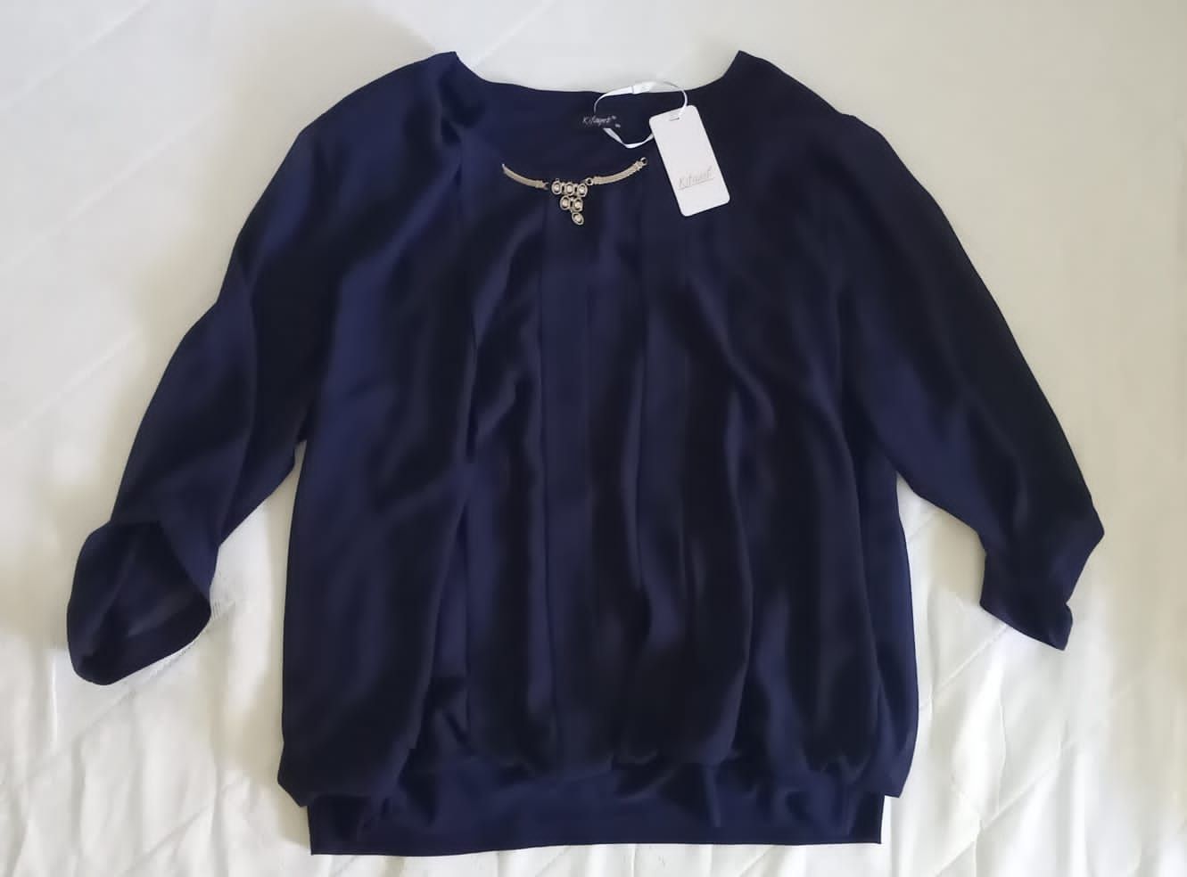 продам женские новые блузки