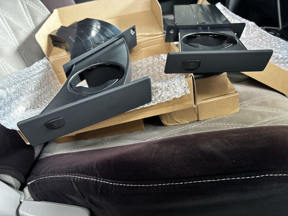 Подстаканник на Bmw E60