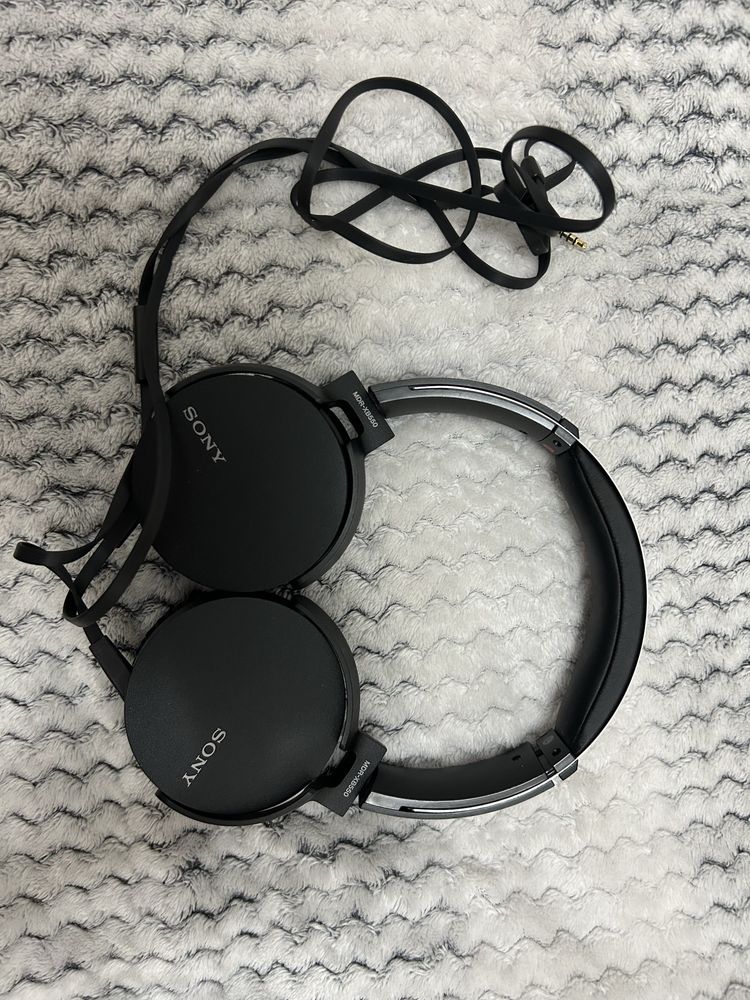 Наушники Sony MDR-ZX110