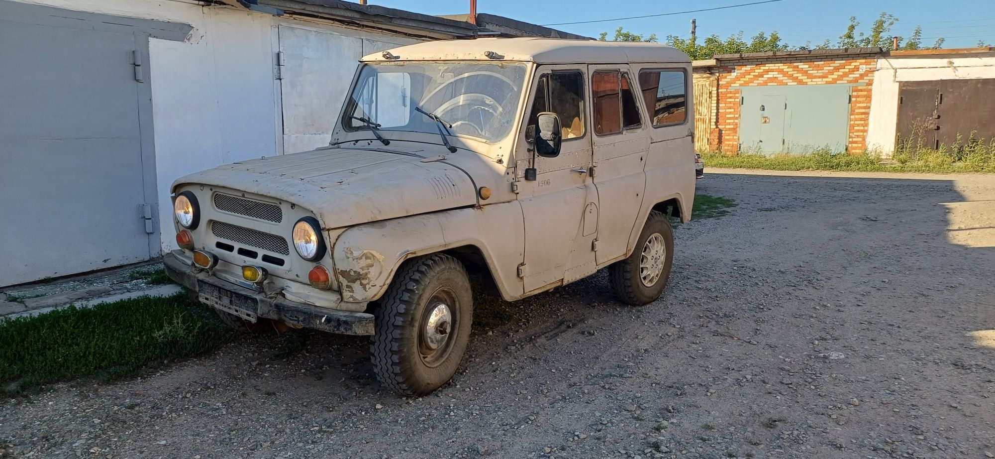 Продам   УАЗ 31512