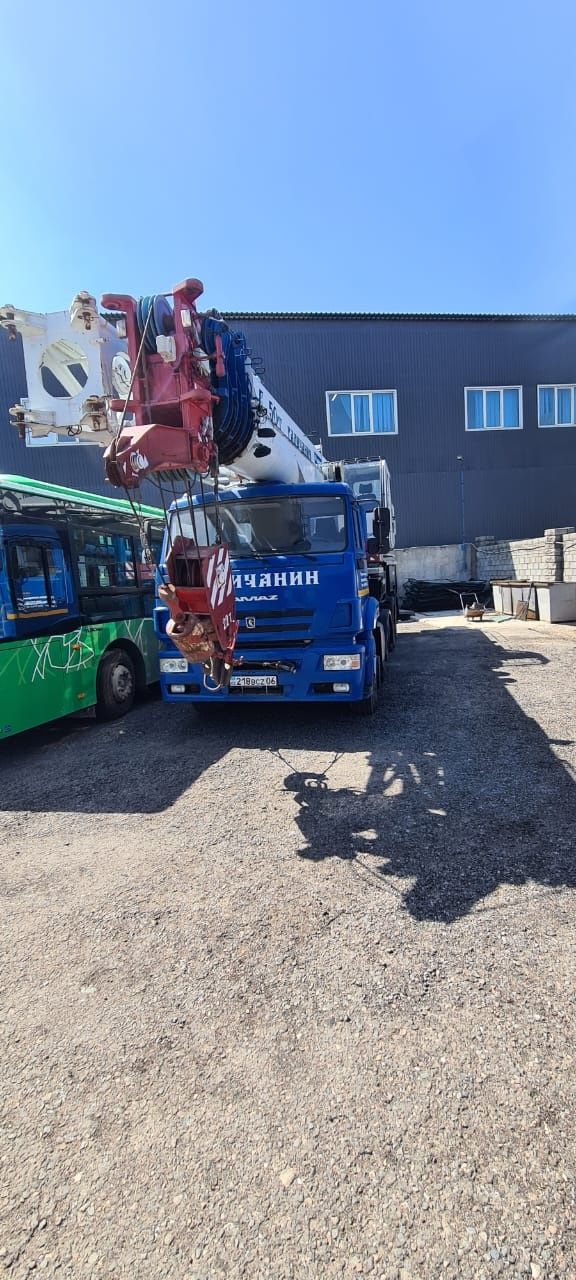 Китайский автокран в аренду и услуги в Атырау