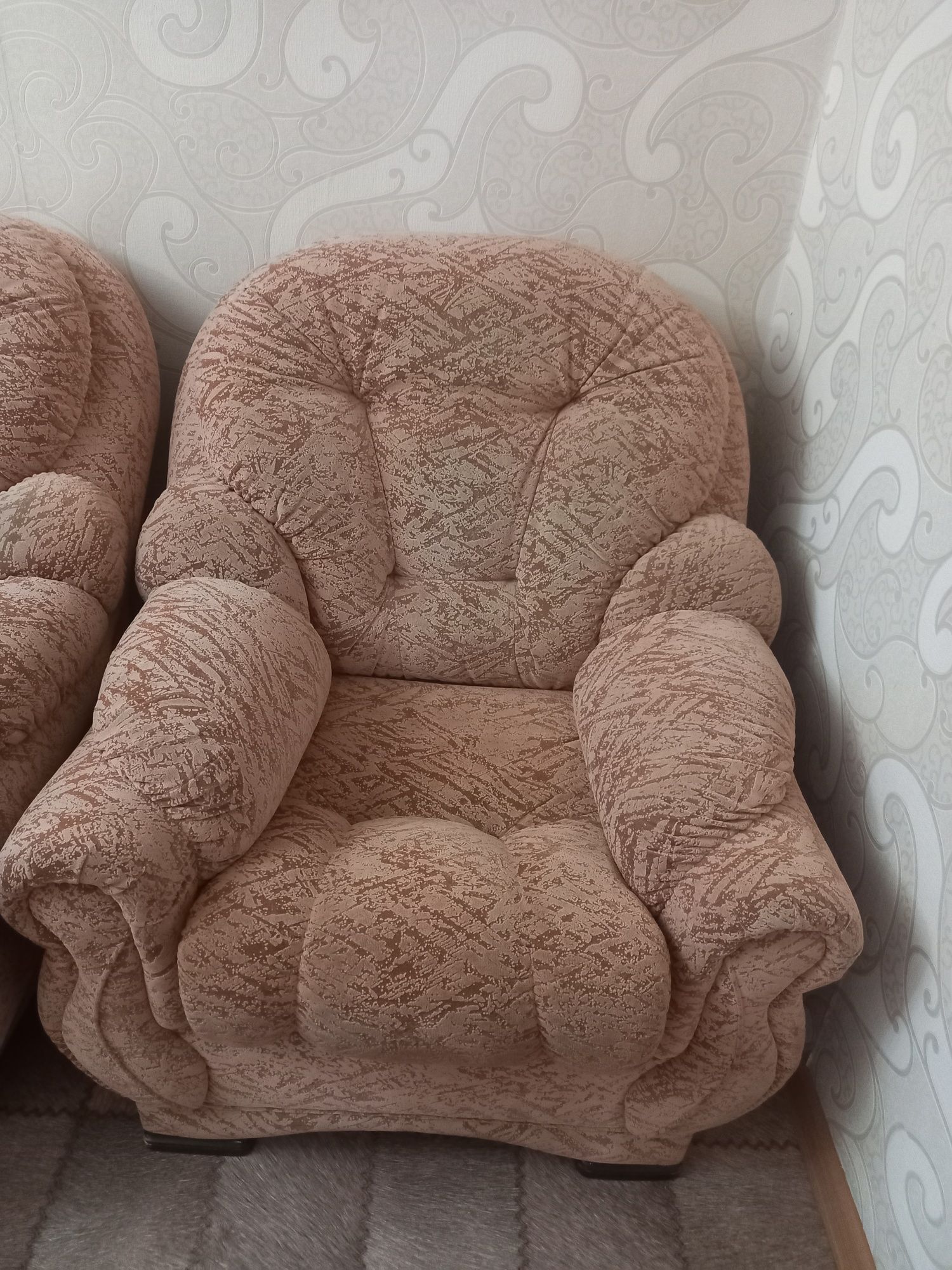 Продам диван,мини диван,кресло