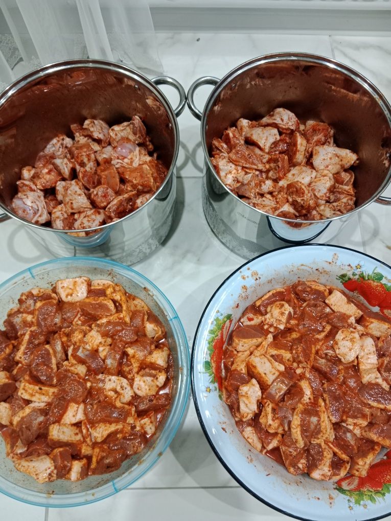Продам шашлык Баранина 4500 бедро 1600,  утка 2300 все свежее