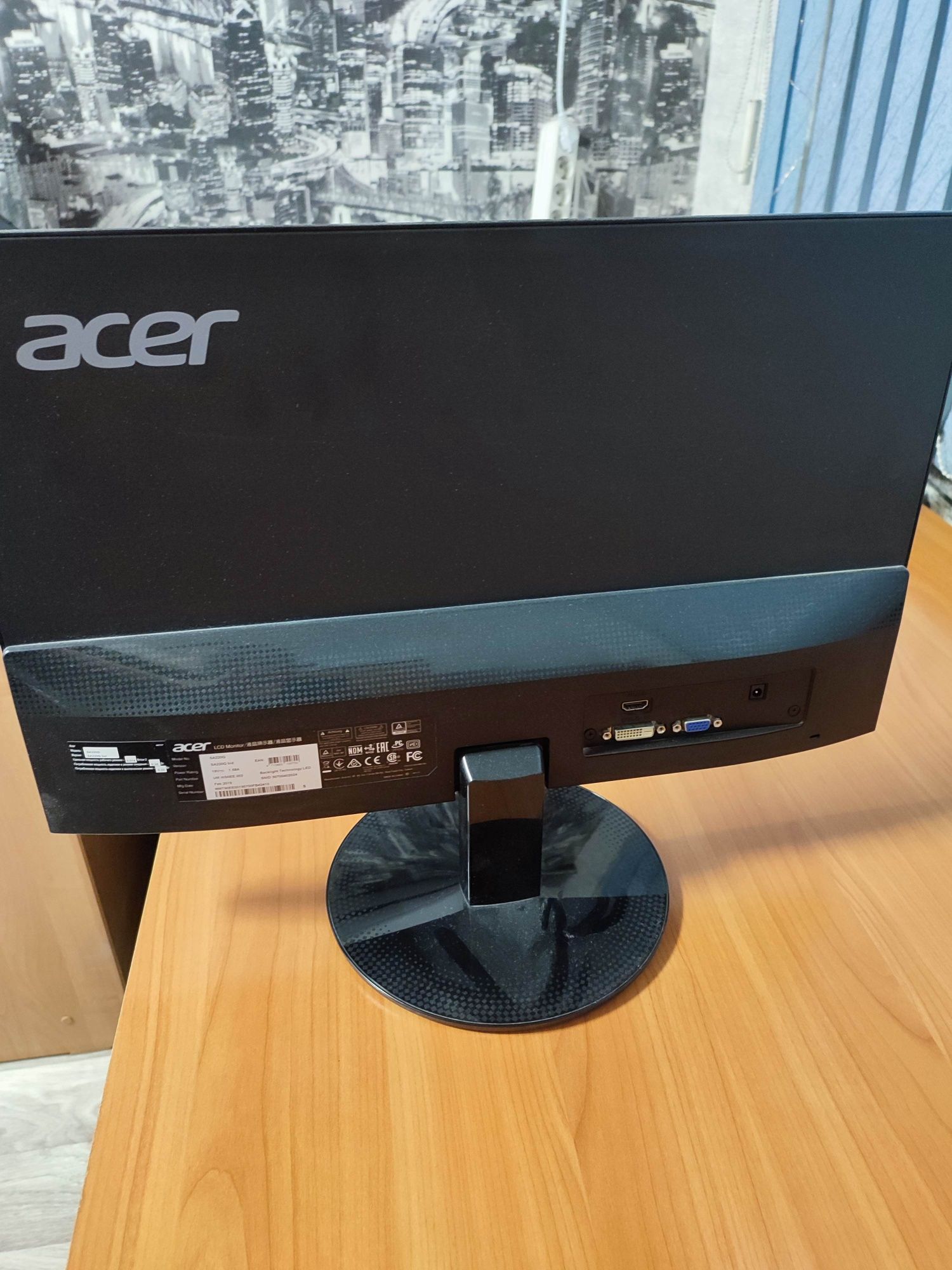 Монитор Acer 21 дюйм