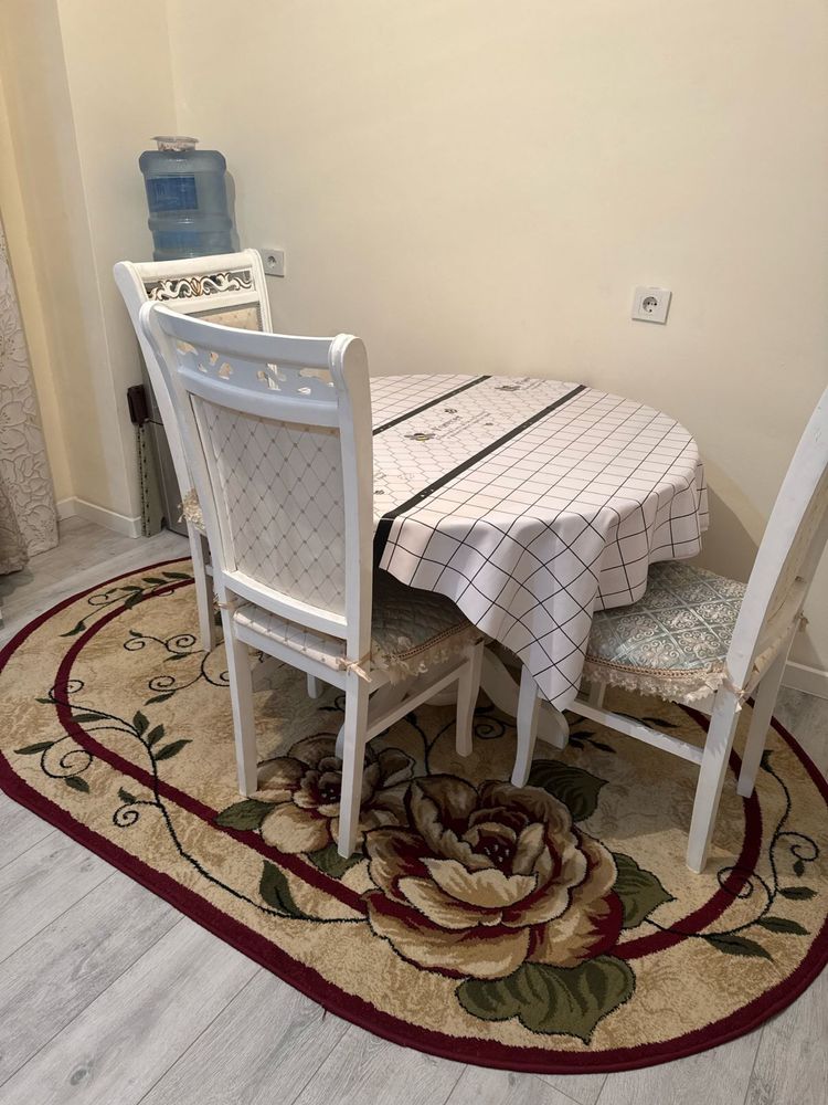 Ковер, палас овальный для дома