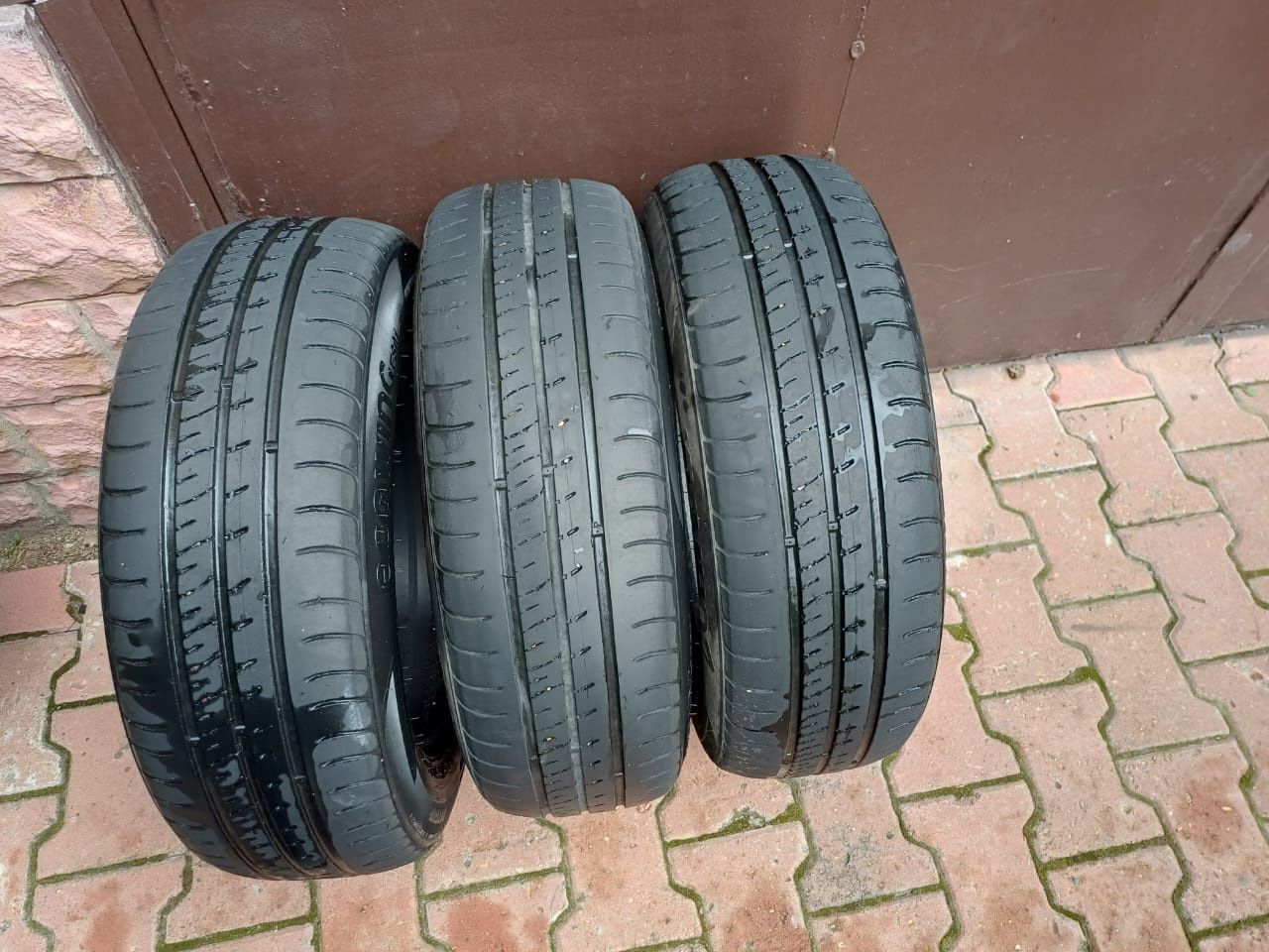 Полный комплект летних шин (4 шт) Kumho Ecowing ES31 185/65 R15