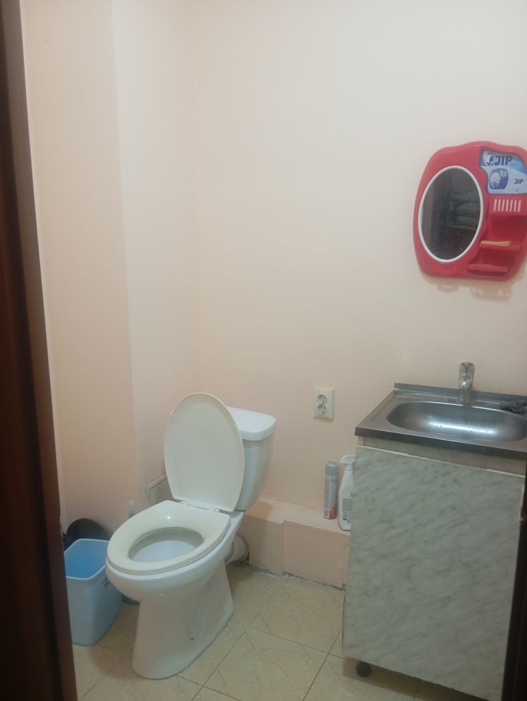 Сдаётся комната в хостеле.