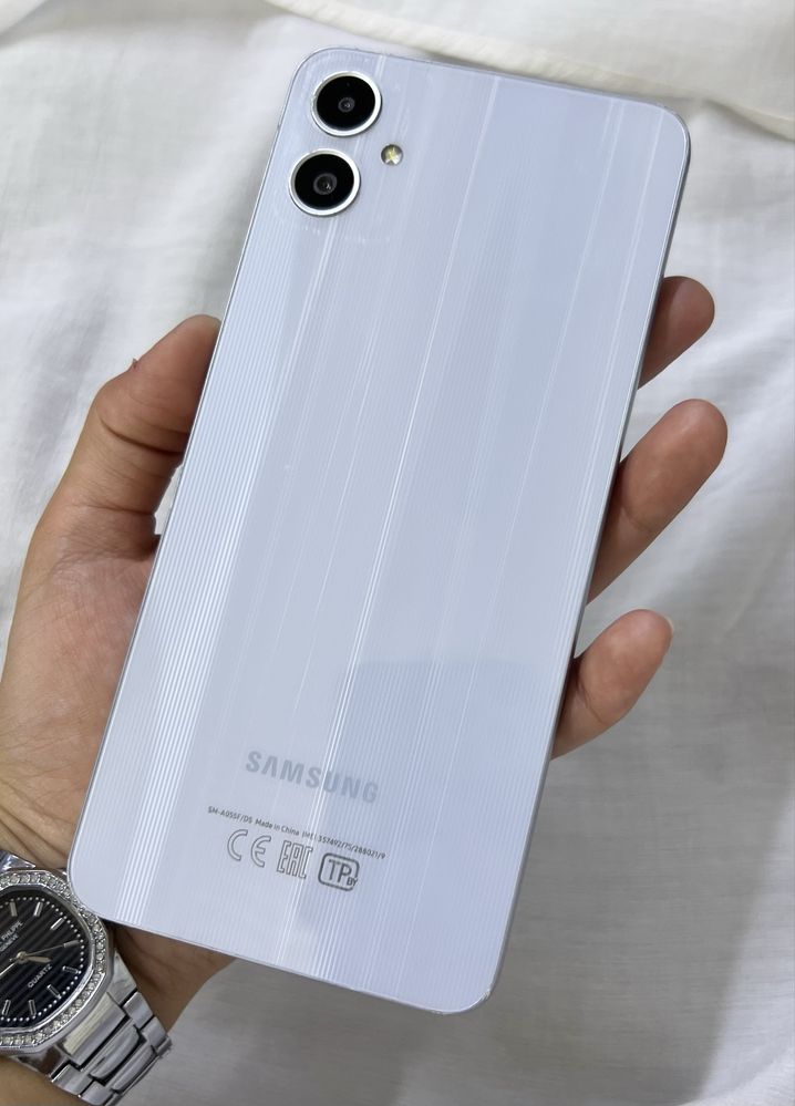 Продам Samsung Galaxy A05s (64GB)