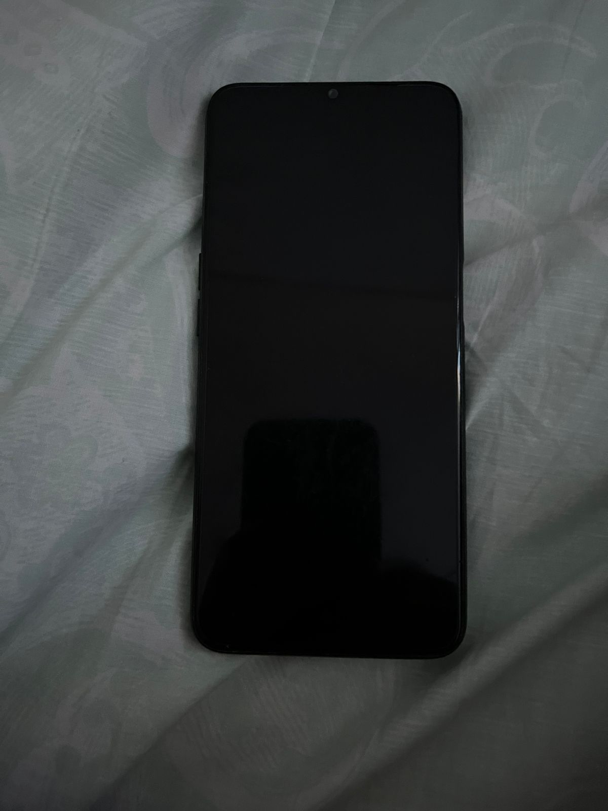 Oppo A16 в хорошем состоянии