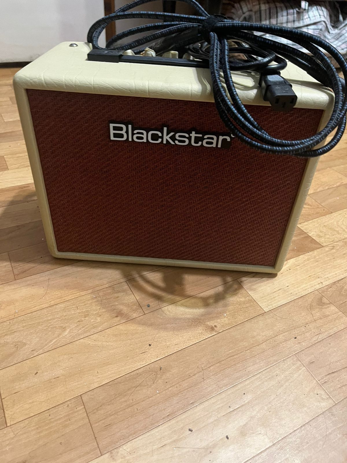 Электрогитара Squier Bullet Stratocaster