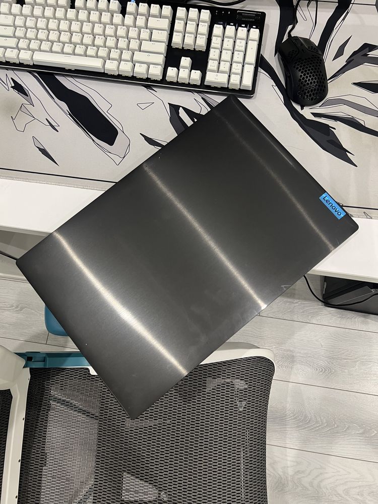 Ноутбук Lenovo