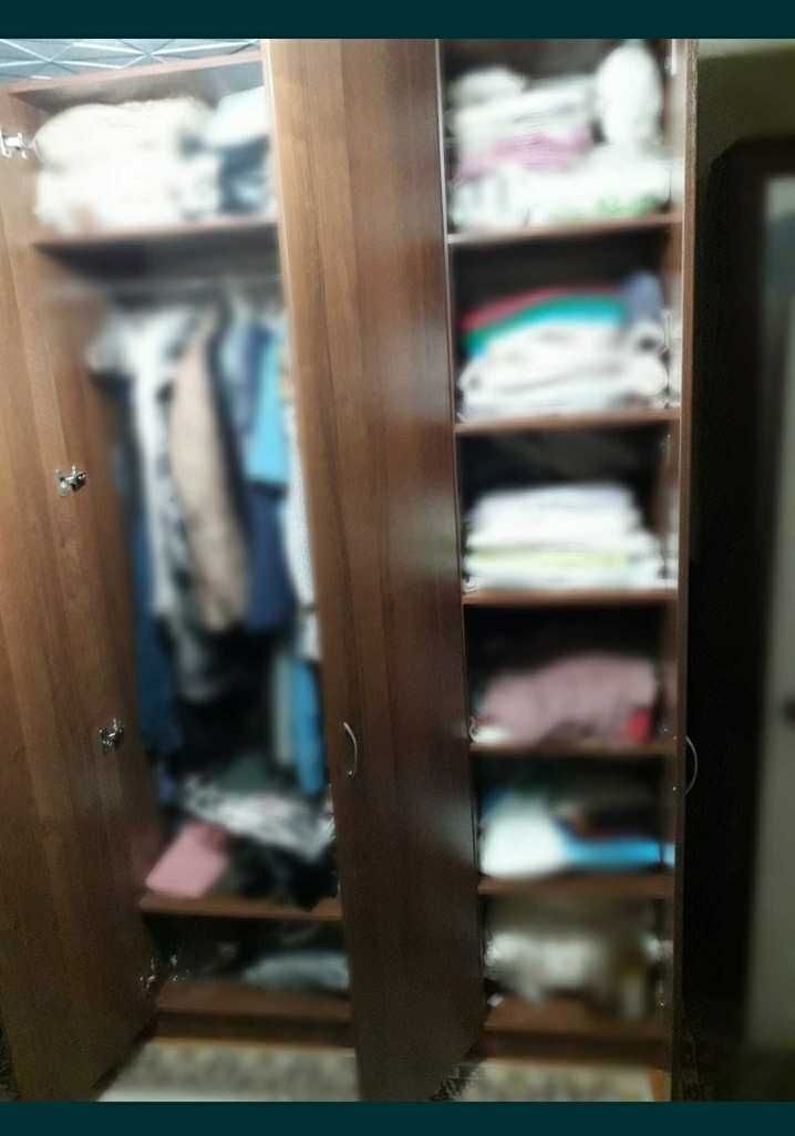 Срочно продам шифонер