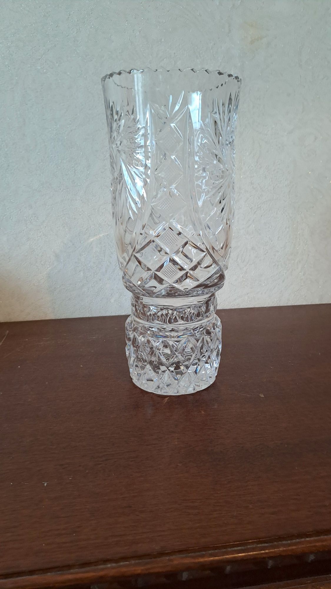 Ваза хрустальная