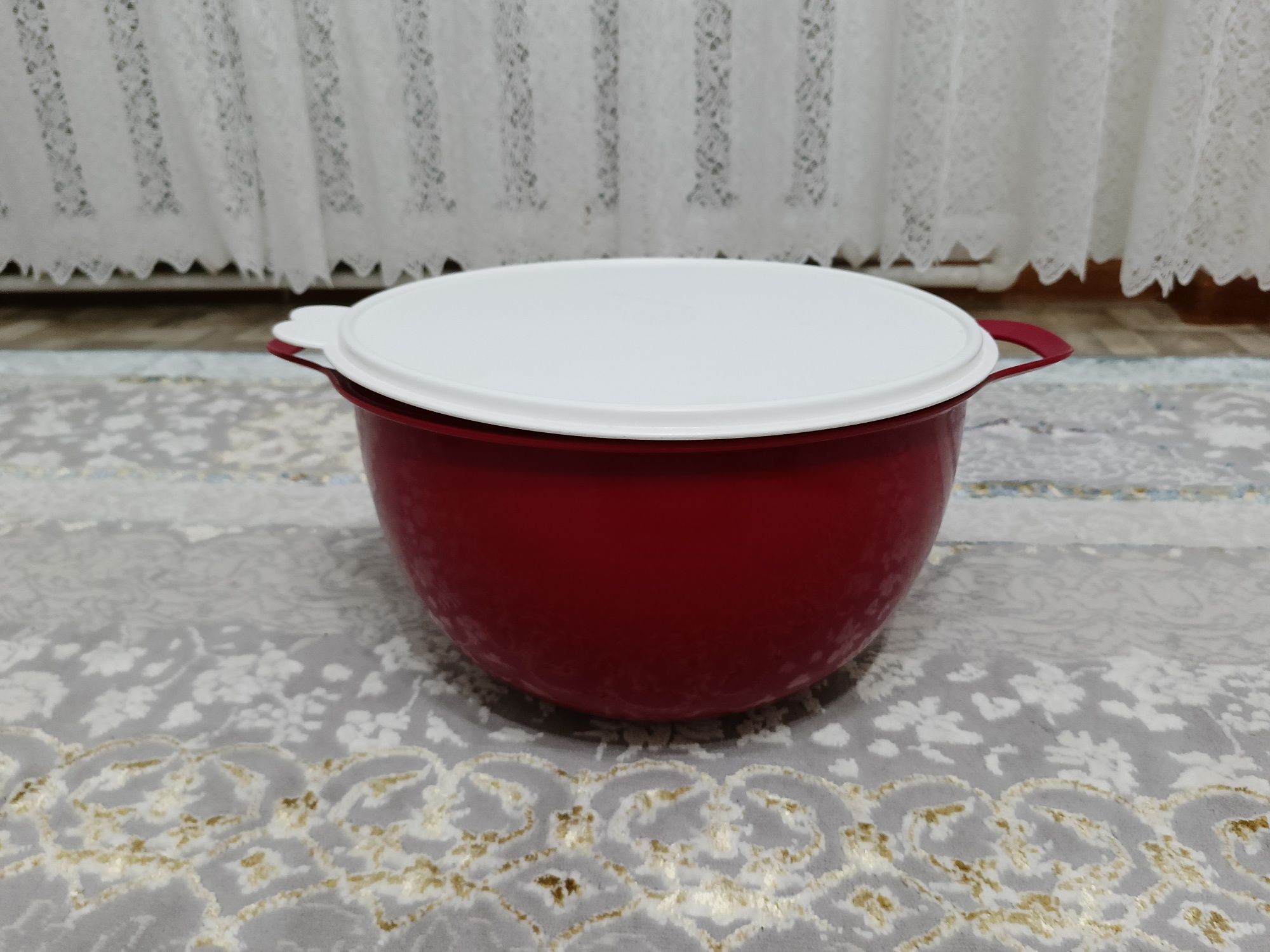 Продаются две чаши глубокие Tupperware