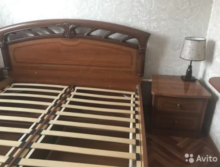 Спальный гарнитур