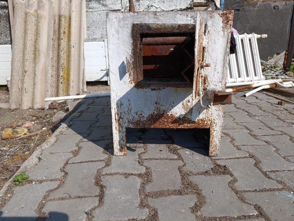 Продам 2 печь котла