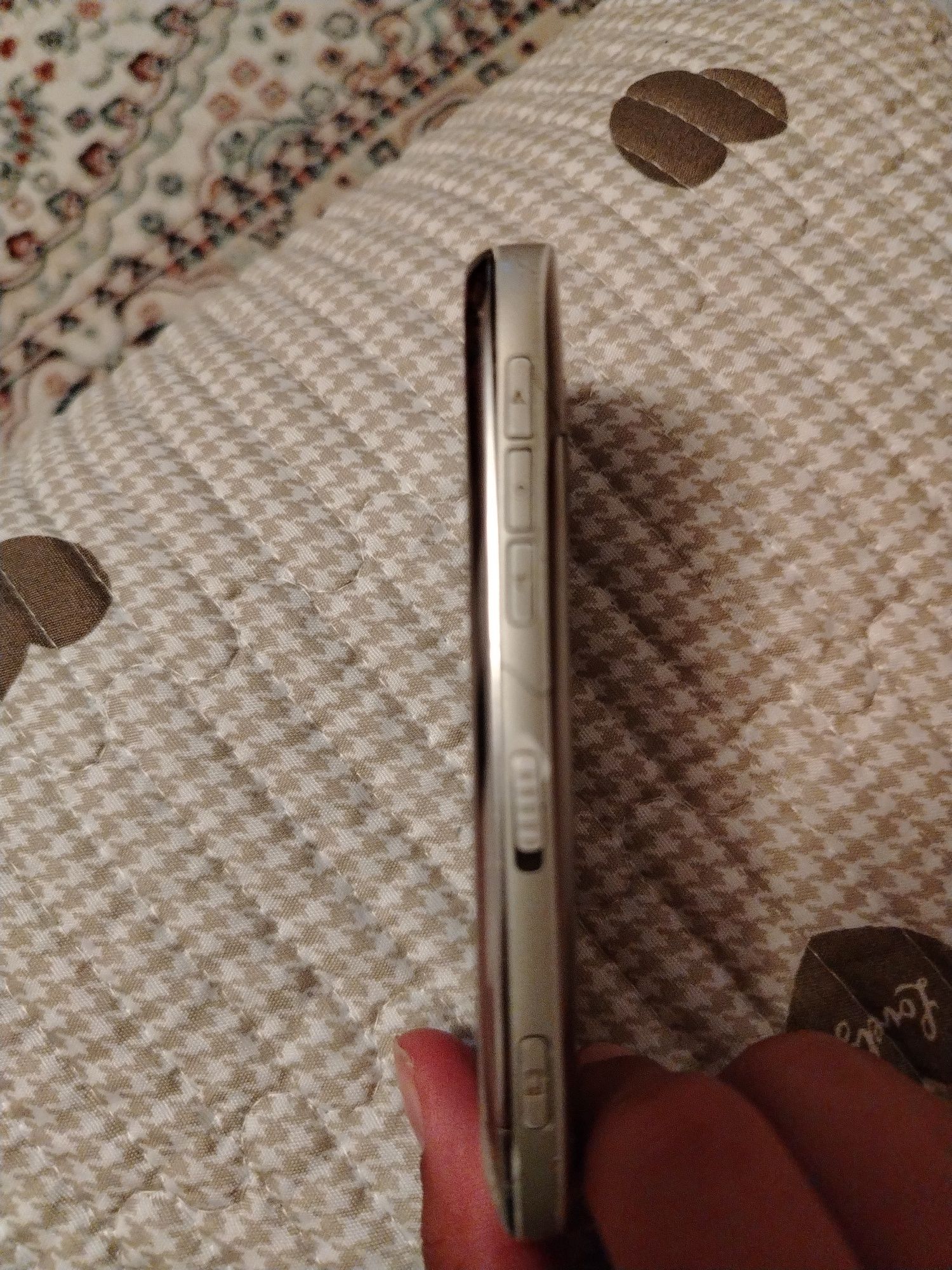 Nokia C7.00 silver