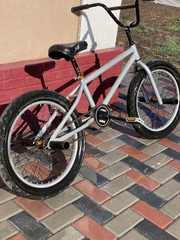 BMX велосипед в хорошем состоянии