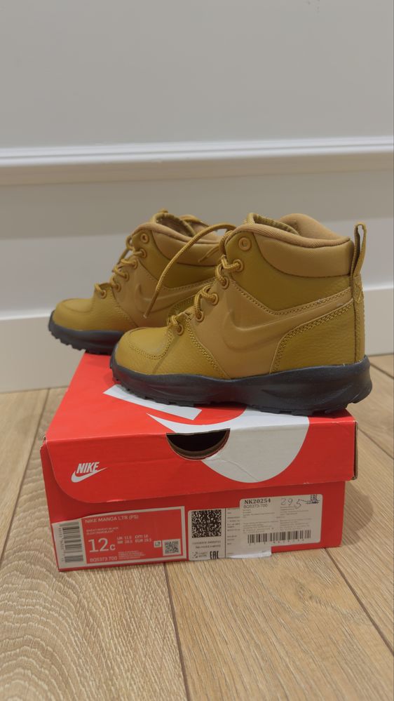 Детские ботинки Nike